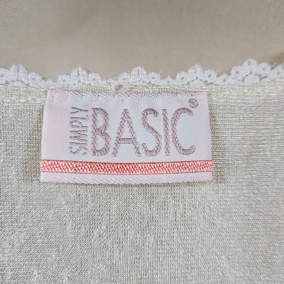 Simply Basic XL Nightgown pastel Yellow Embroidered grandmacore Vintage‎ sleep - Picture 5 of 5